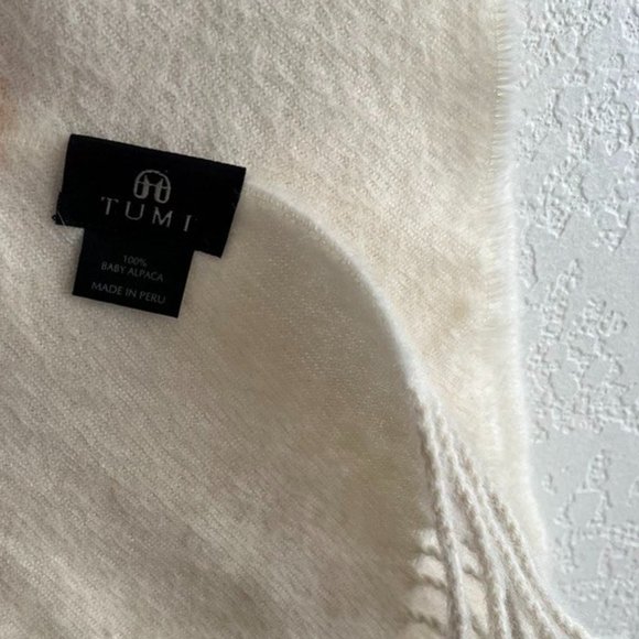 Tumi Scarf Pure Peruvian Baby Alpaca - Picture 4 of 4